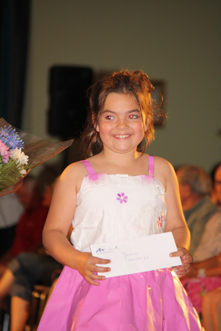 Parade de mode du Festival du Papier