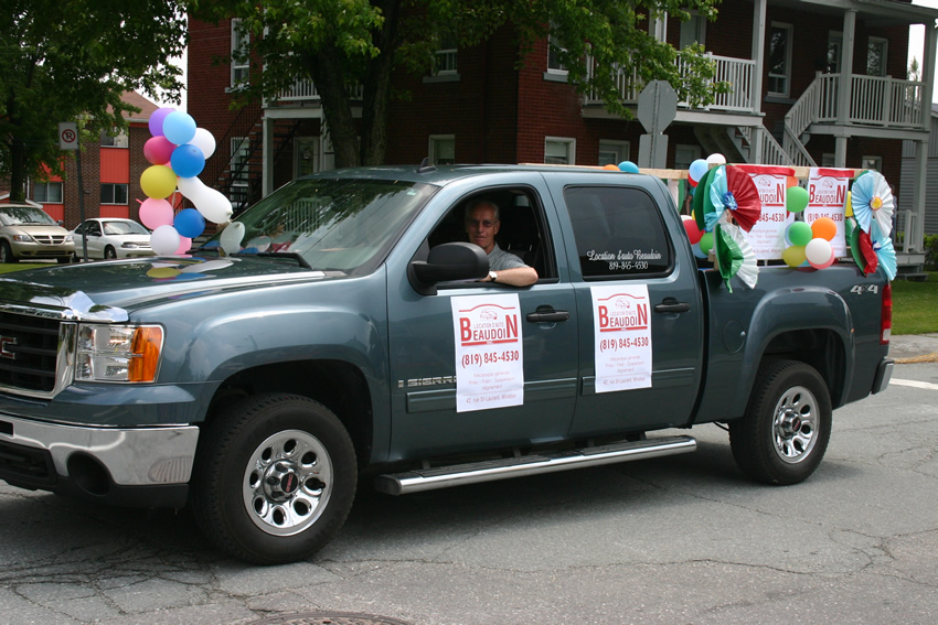 Parade du Festival du Papier 2011