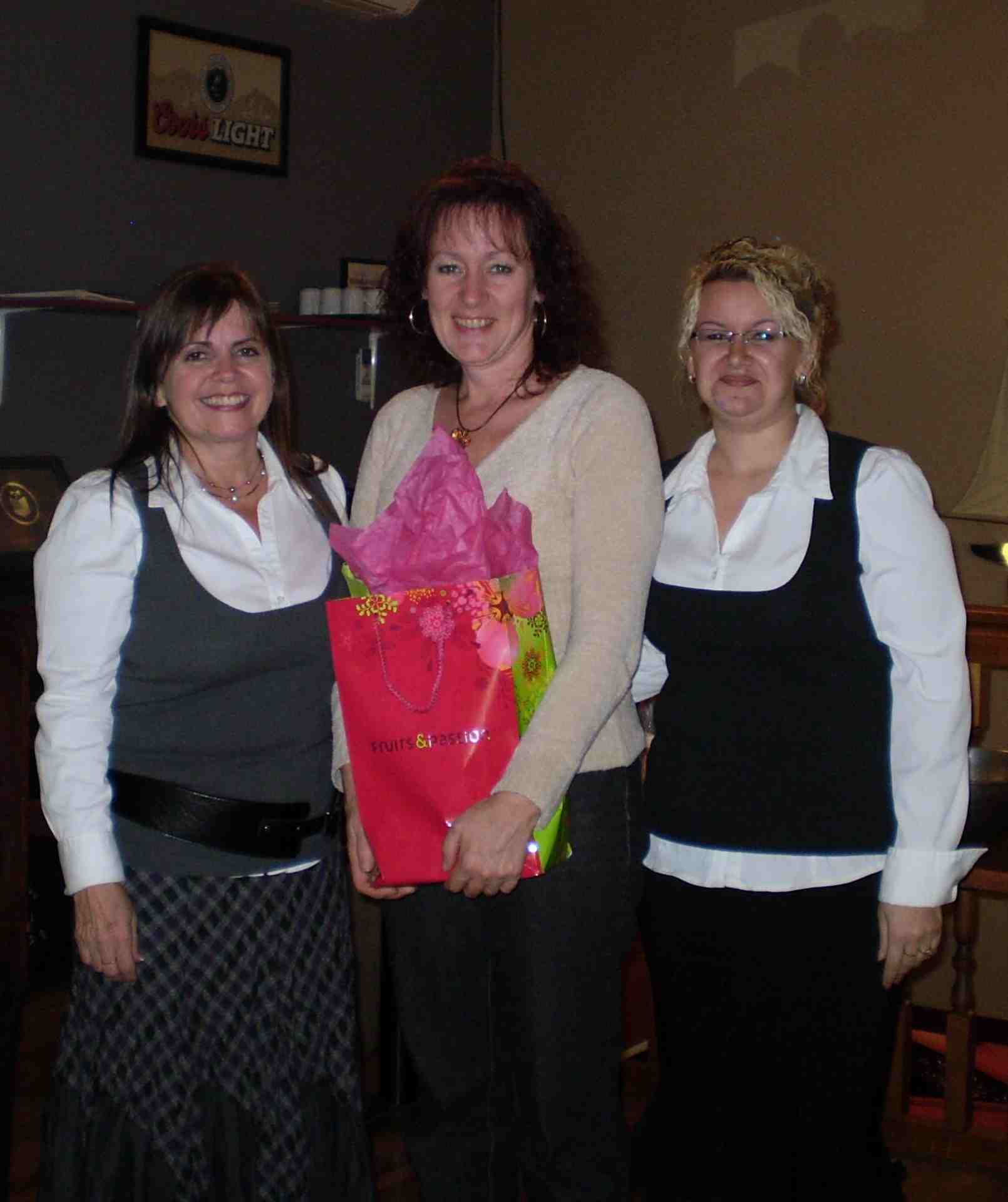 6 à 8 des femmes d'affaires de la région