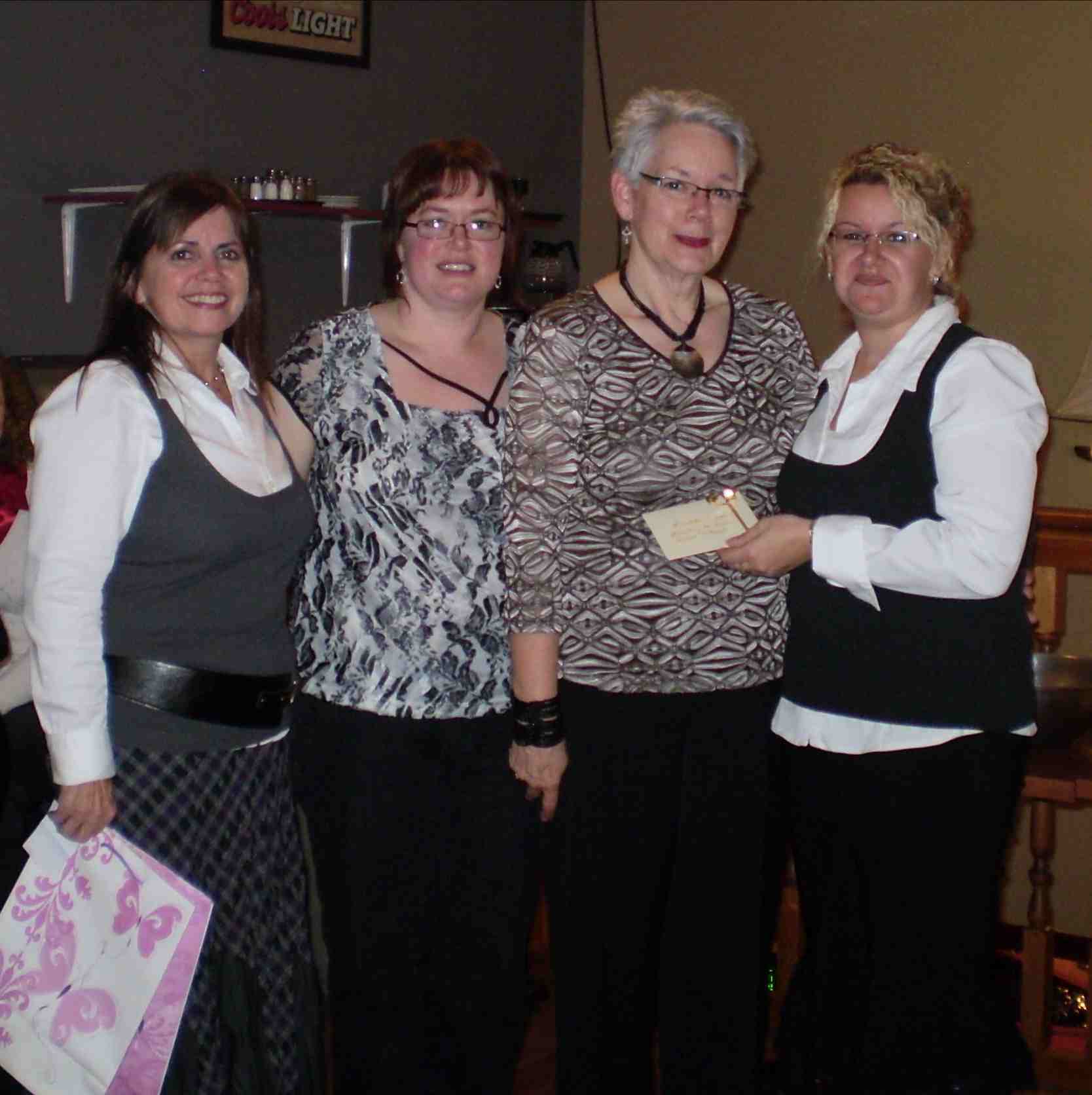 6 à 8 des femmes d'affaires de la région