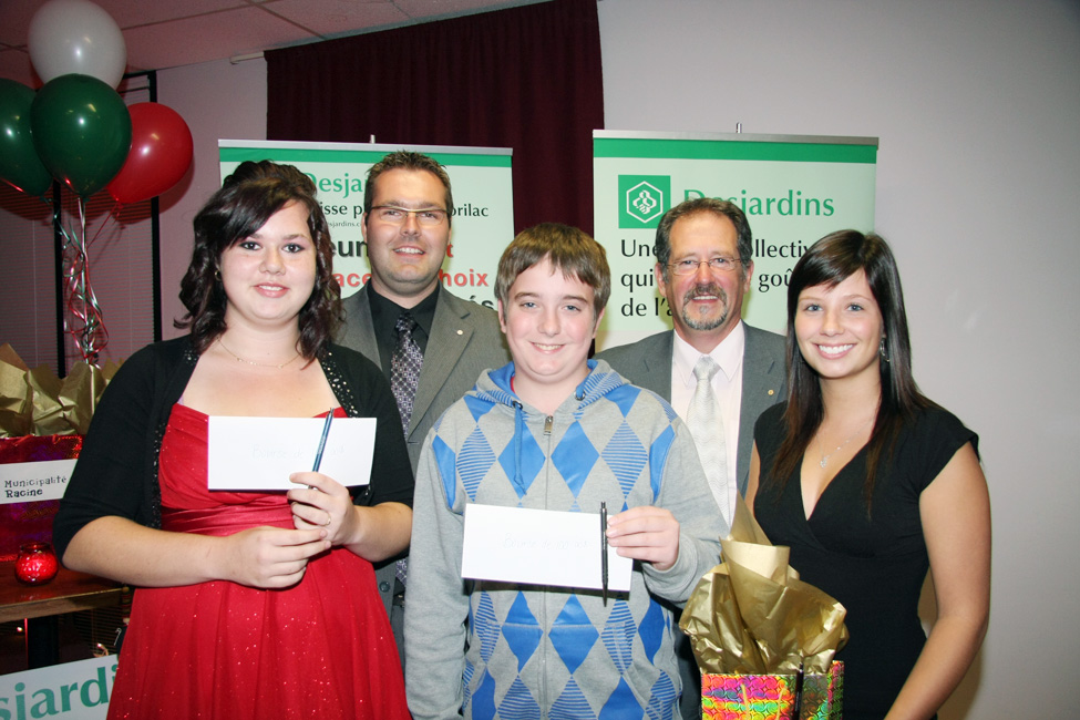 Trio étudiant desjardins VSF.