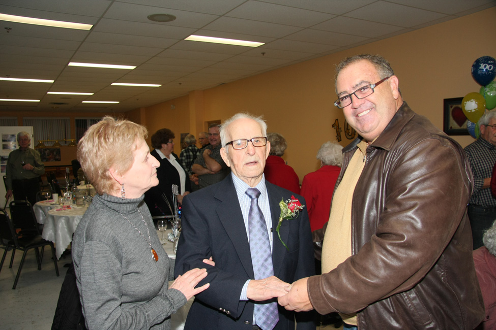 Armand Simoneau célèbre ses 100 ans!-