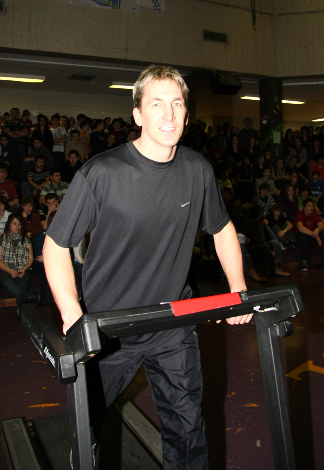 Lebeau donne l'exemple!  Un champion demeure toujours un champon!