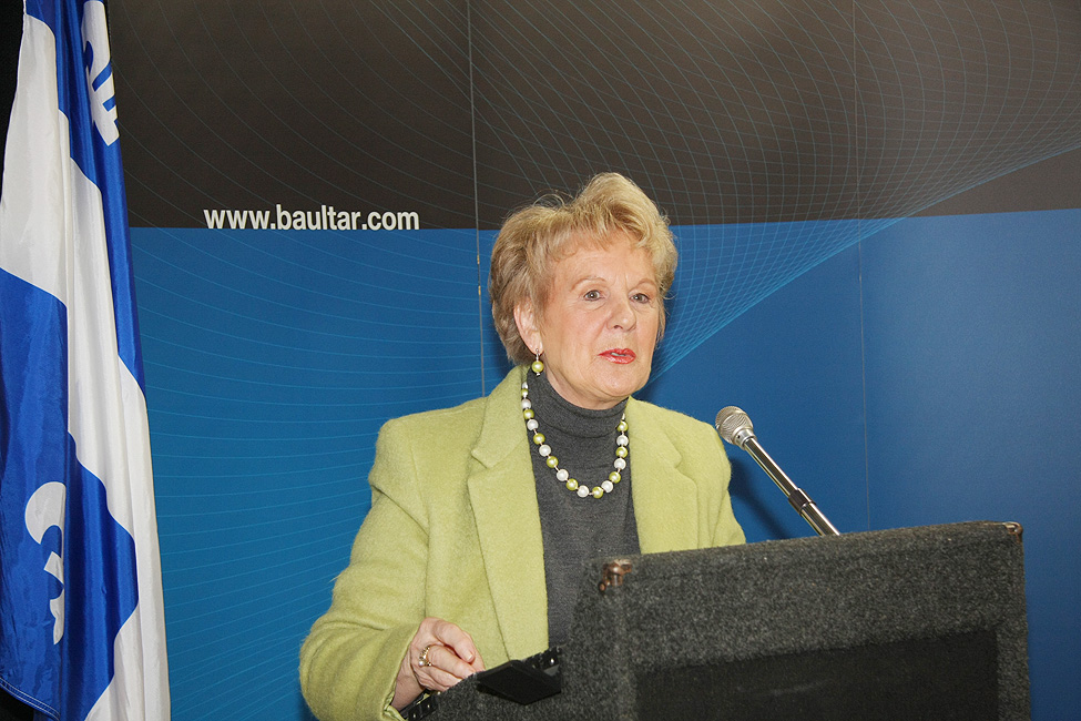 Conférence de presse donnée par Baultar Mme Monique Gagnon-Tremblay