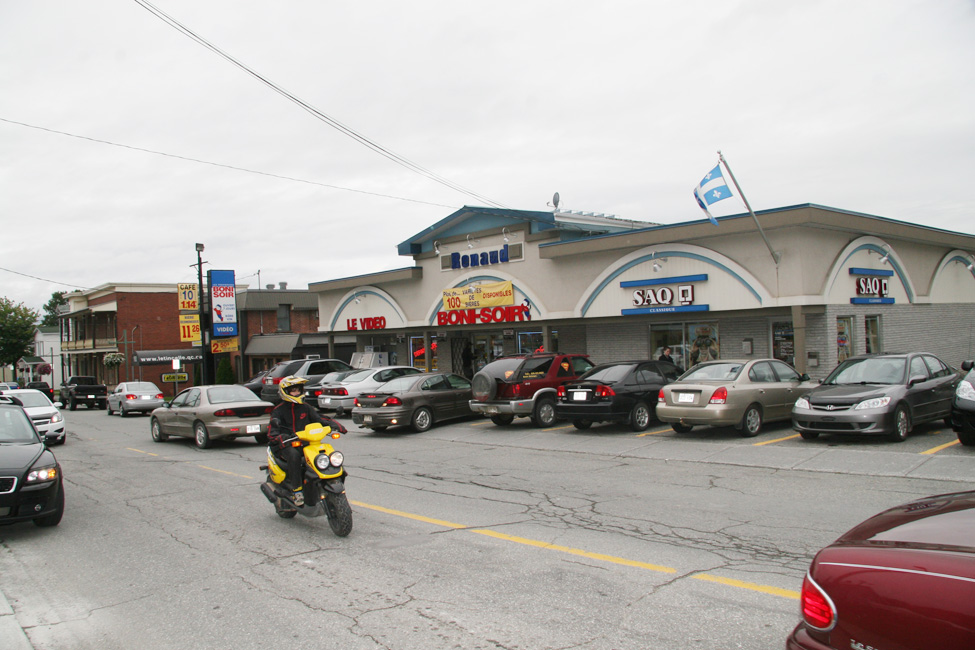 Ouverture du stationnement Renaud