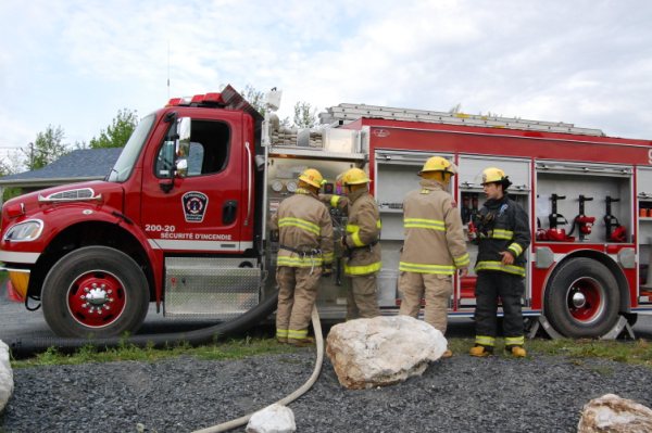 Pratique d'incendie à Saint-François-Xavier-de-Brompton