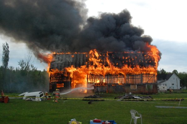 Pratique d'incendie à Saint-François-Xavier-de-Brompton