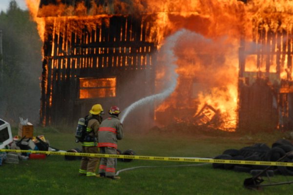 Pratique d'incendie à Saint-François-Xavier-de-Brompton