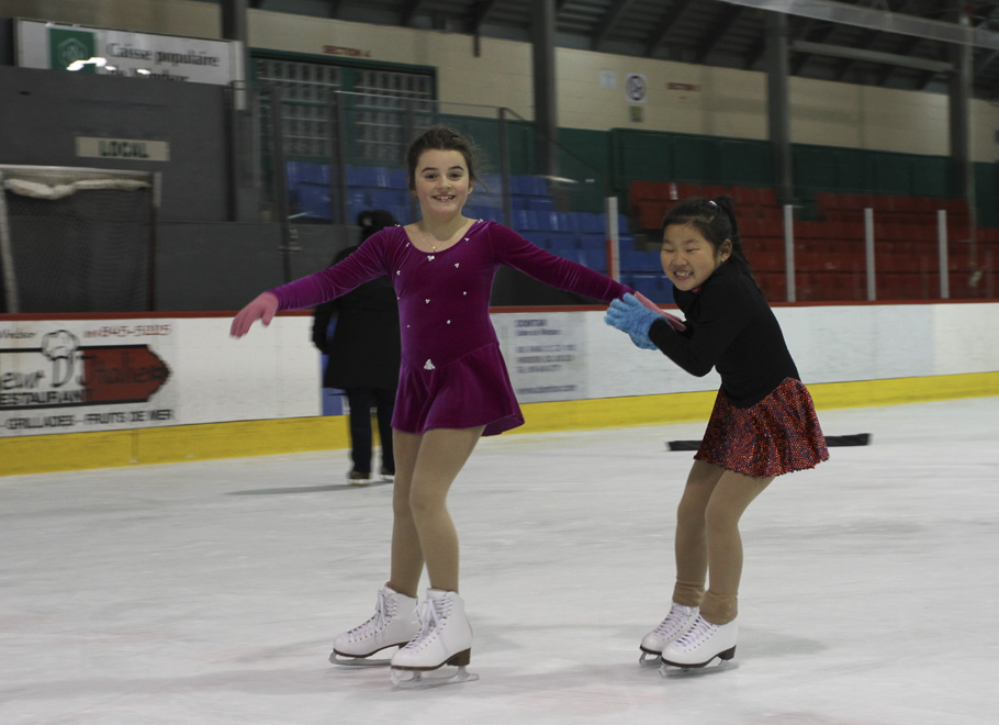 Les Patins d'Argent reçoivent l'aide de Desjardins