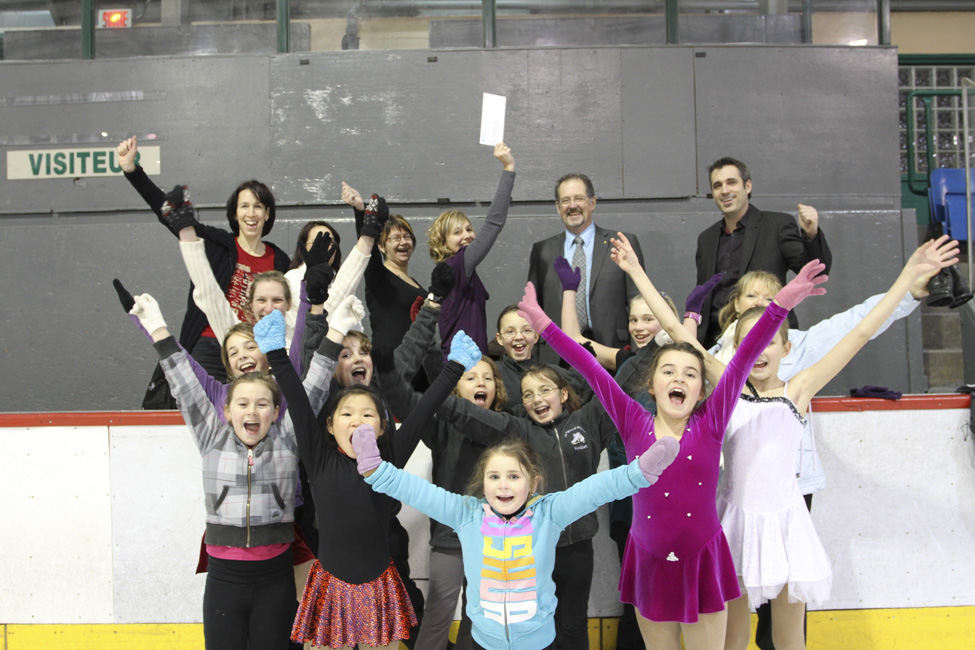Les Patins d'Argent reçoivent l'aide de Desjardins