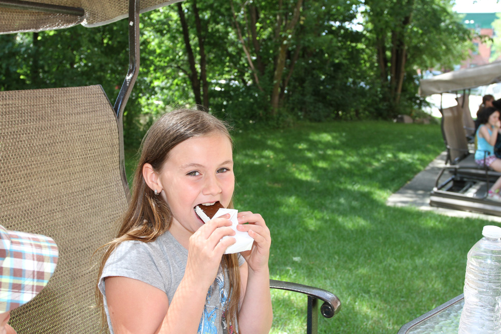 Les 10-12 au studio photos du Château du Bel-Âge
