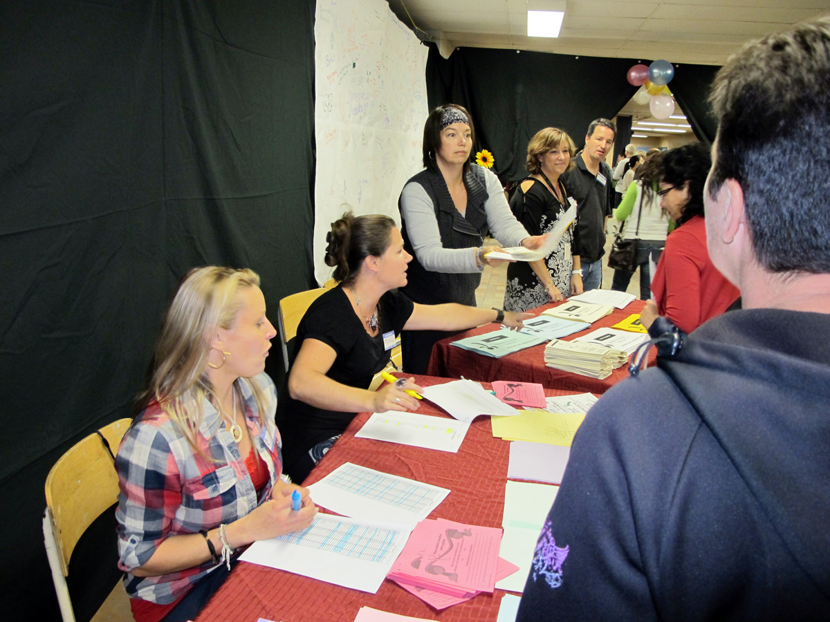Visite de parents aux Tournesol