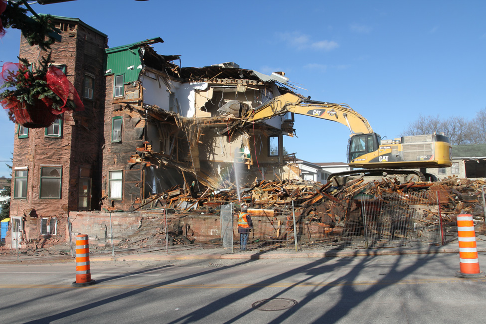 Le Château last call!