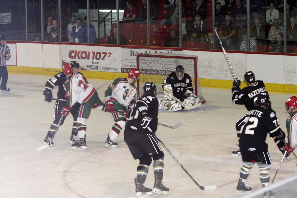 777 spectateurs au Centre J-A Lemay!