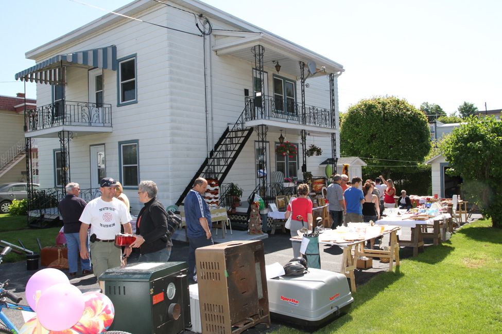 Ventes de garage - belles journées!