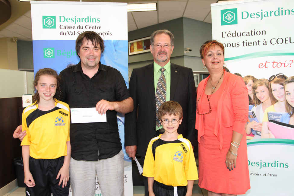 33 833 $ en aide aux organismes - Caisse Desjardins du Centre du Val-Saint-François