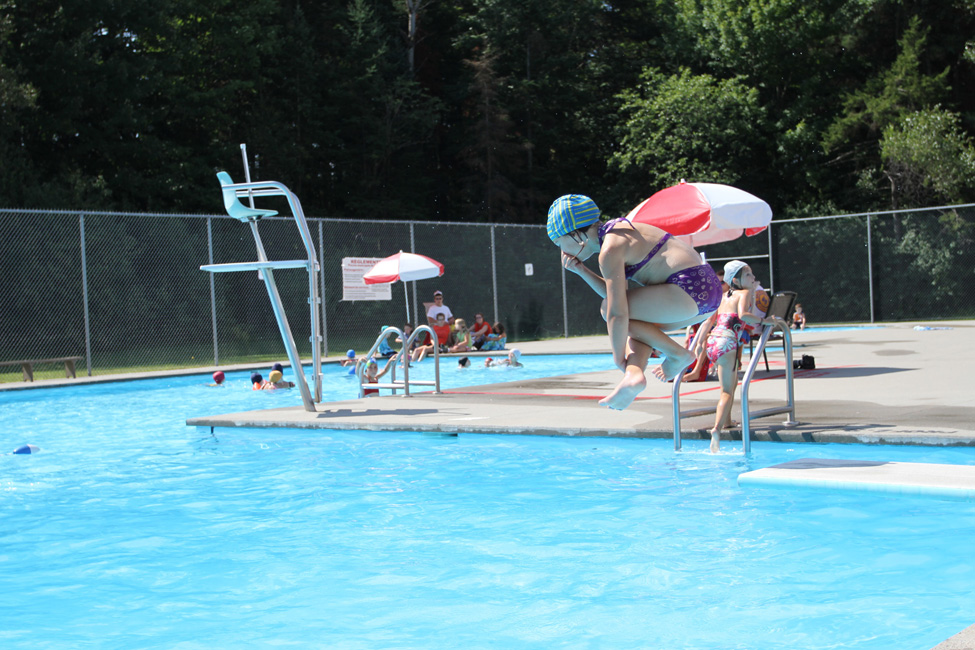 La piscine a de la vogue au SAE