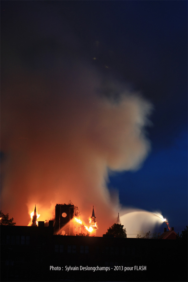 L'Église St-Philippe brûle!