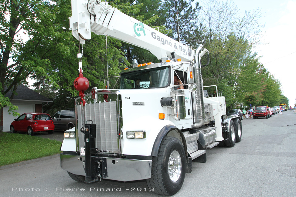 Parade du Festival du Papier 2013