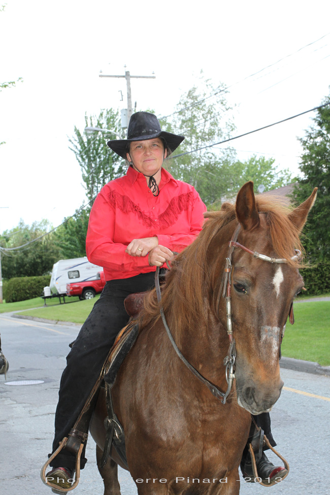 Parade du Festival du Papier 2013
