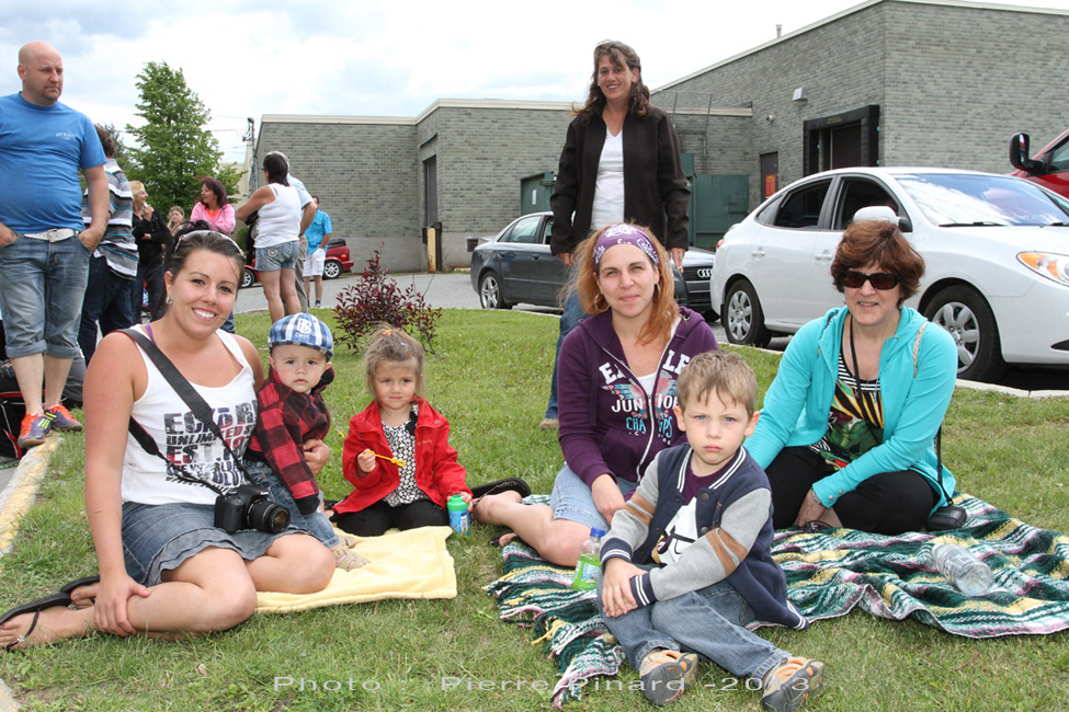Parade du Festival du Papier 2013