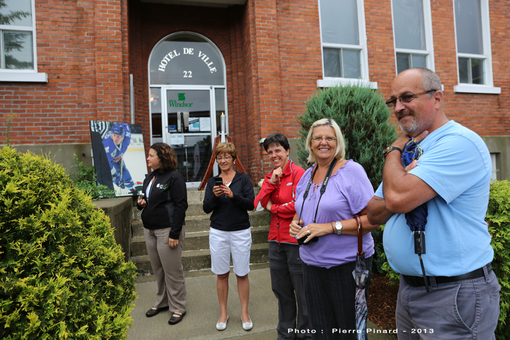 Marc Fortier portait la flamme des jeux du Canada à Windsor
