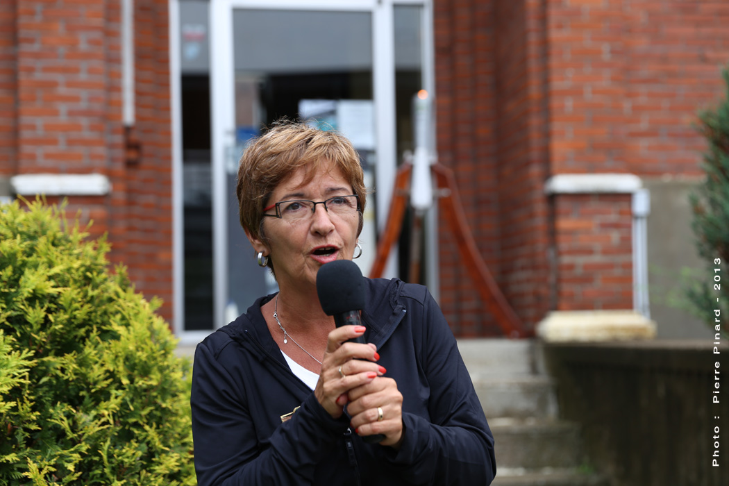 Marc Fortier portait la flamme des jeux du Canada à Windsor
