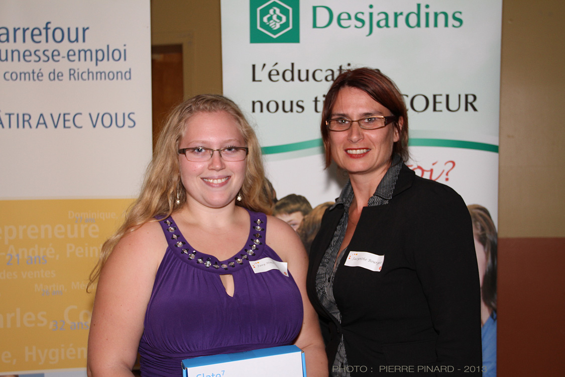 Trio étudiant Desjardins pour l'emploi