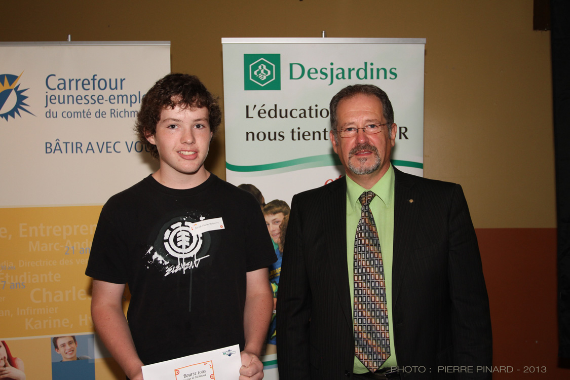 Trio étudiant Desjardins pour l'emploi