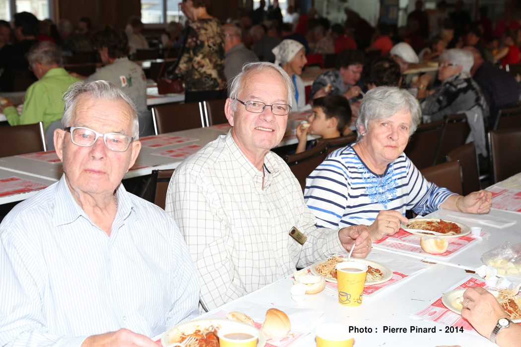 Souper au spaghetti Desjardins-Chevaliers 2014