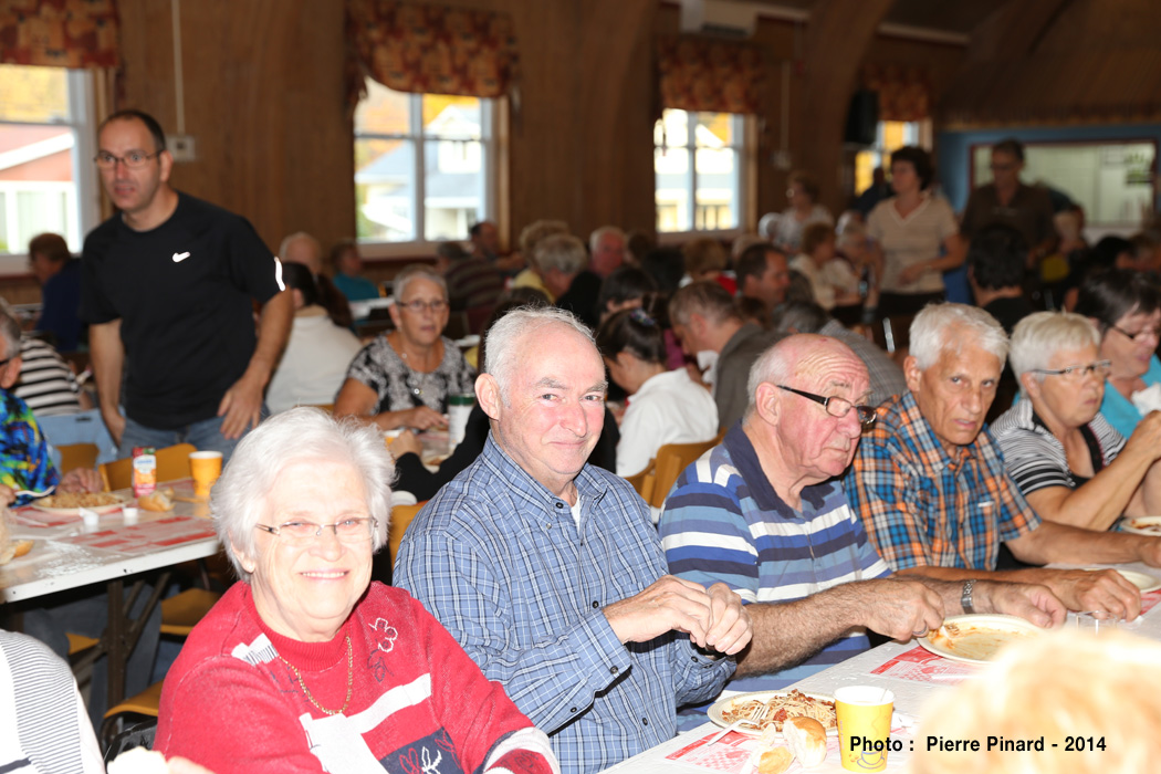 Souper au spaghetti Desjardins-Chevaliers 2014