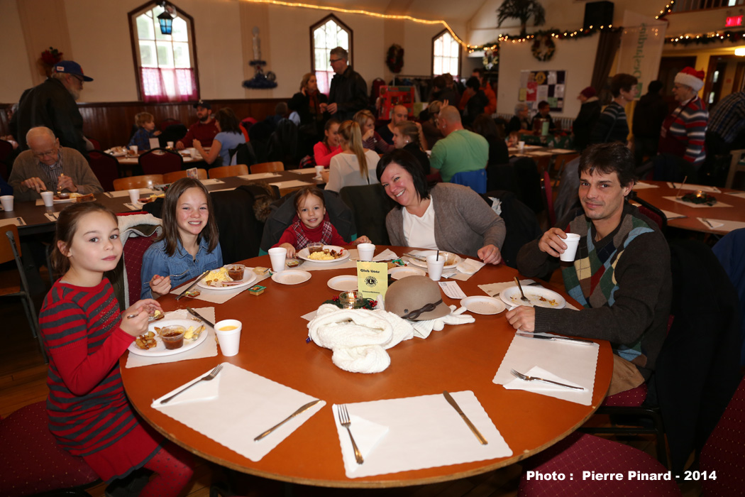 Richmond - brunch pour les paniers de Noël