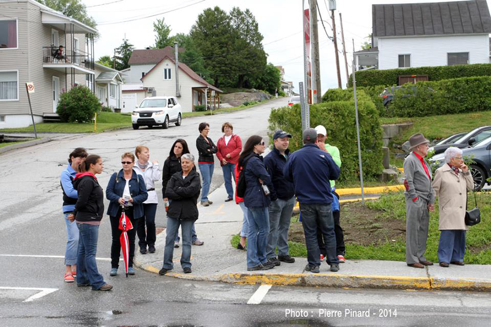 Parade du du Festival du papier 2014