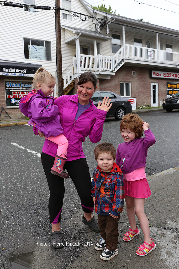 Parade du du Festival du papier 2014