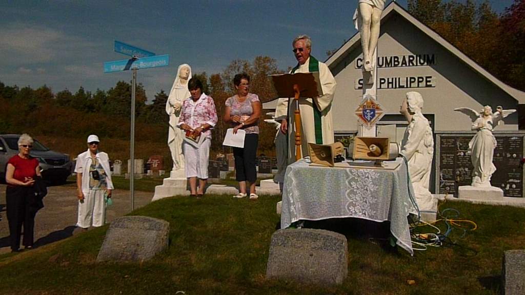 Cérémonie souvenir au cimetière Saint-Philippe