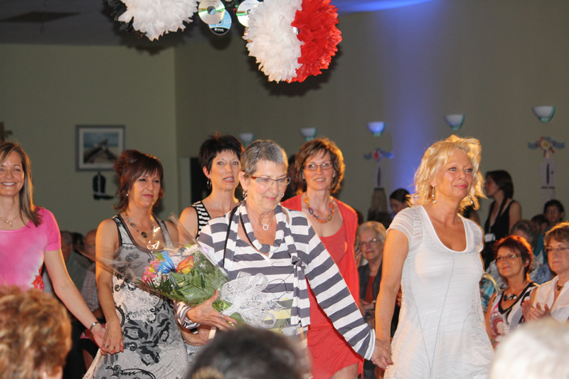 Parade de mode du Festival du Papier