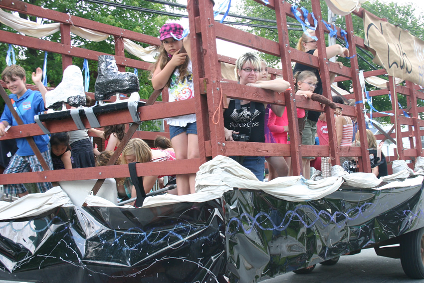 Parade du Festival du Papier 2011