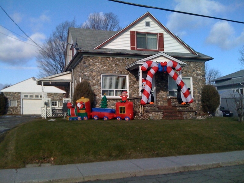 Rue Ambroise-Dearden, Windsor