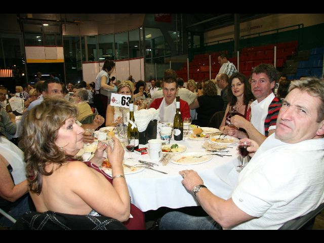 1000 personnes au souper au homard de la Fondation