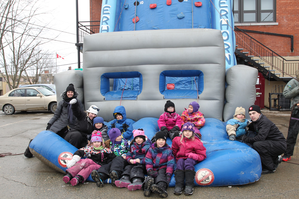 Tous à l'extérieur