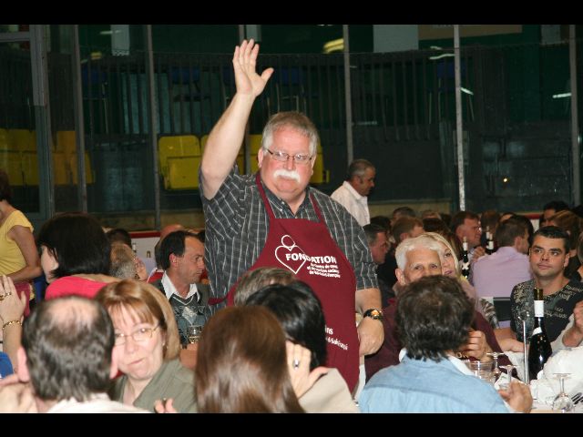 1000 personnes au souper au homard de la Fondation