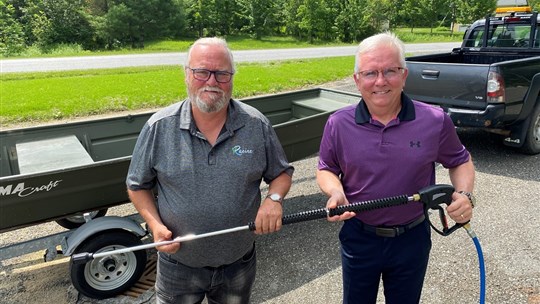 Inauguration d’une station de lavage d’embarcation aux abords du lac Brompton