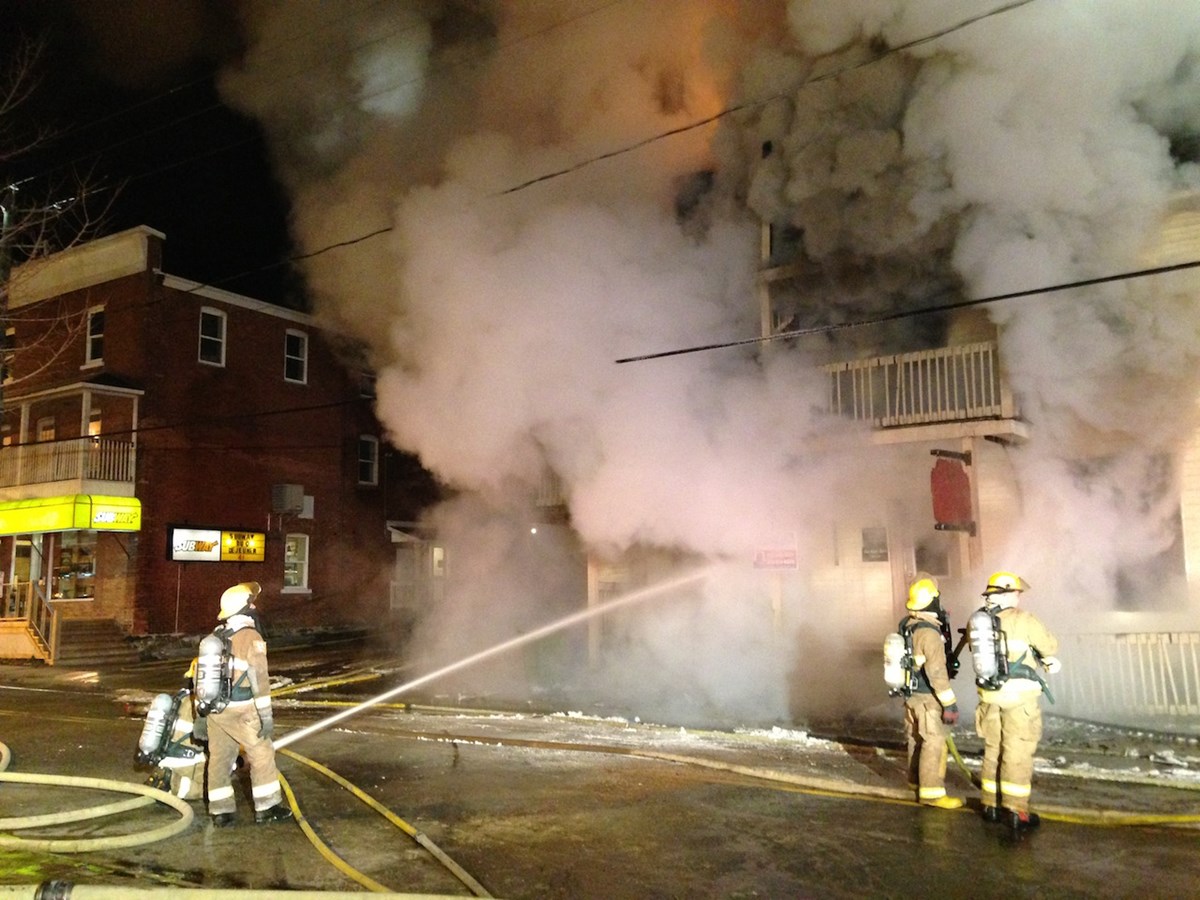 Feu sur la rue St-Georges à Windsor