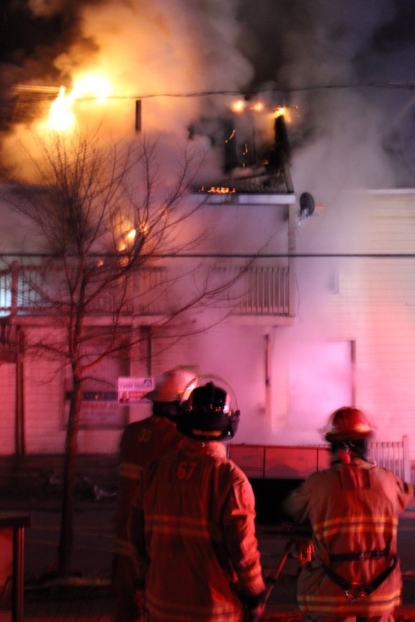 Feu sur la rue St-Georges à Windsor