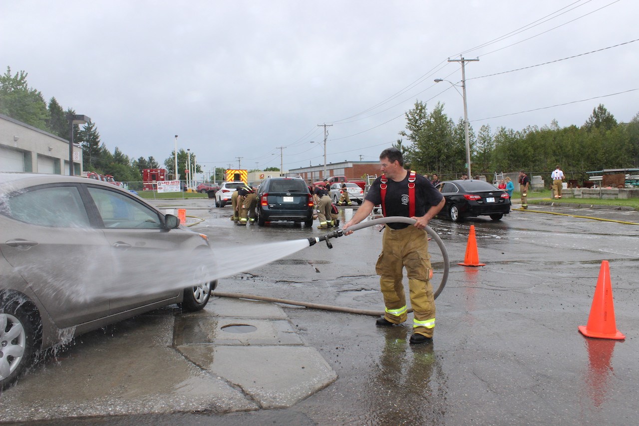 Lave-auto des pompiers 2016