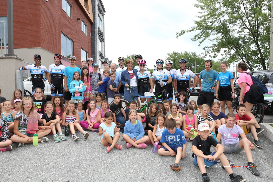 TOUR CIBC CHARLES BRUNEAU