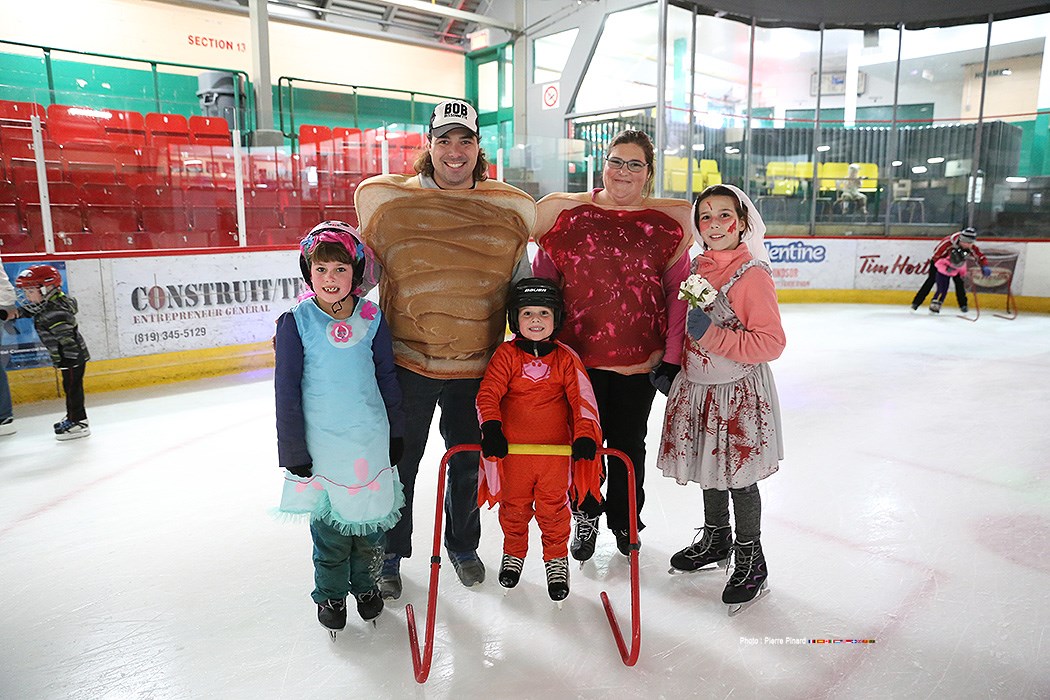 Déguisements pour l'Halloween à l'arena de Windsor