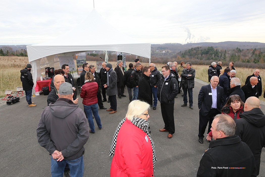 OUVERTURE PARC COMMERCIAL DE LA 55