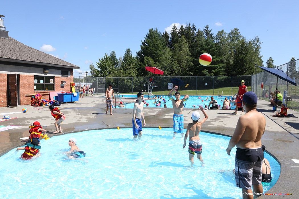 Baignade pour les jeunes du SAE