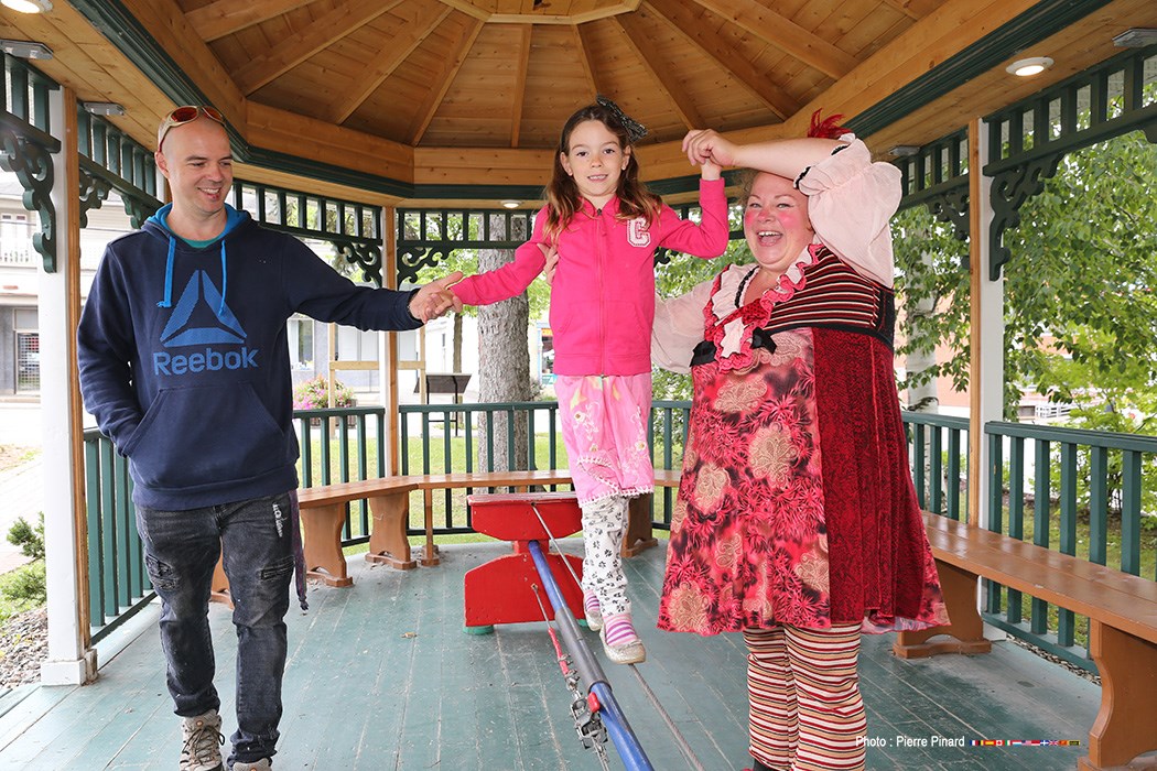 Animation de cirque au parc du Centenaire